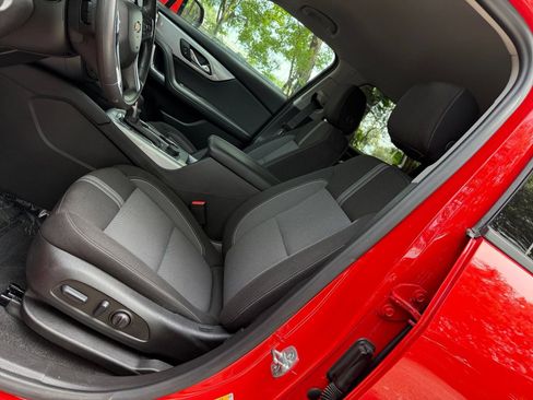 Used 2025 Chevrolet Blazer LT FWD image 24