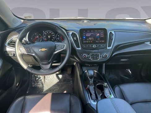 Used 2024 Chevrolet Malibu LT FWD image 12
