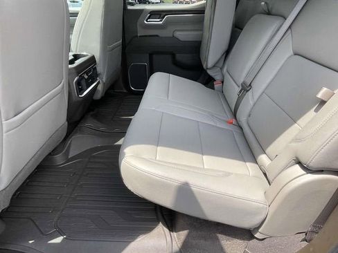 New 2026 GMC Sierra 1500 SLT w/ SLT Premium Plus Package AWD/4WD image 11