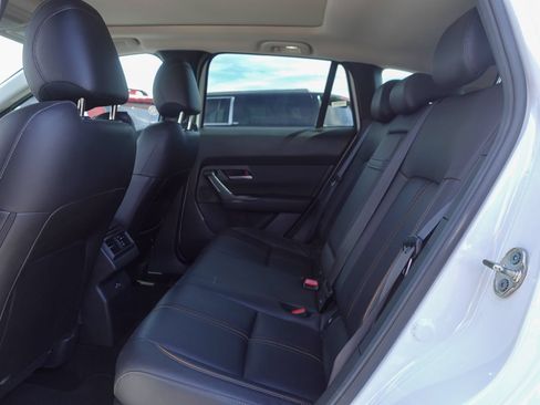 Used 2025 MAZDA CX-50 AWD 2.5 Hybrid w/ Premium Pkg image 14