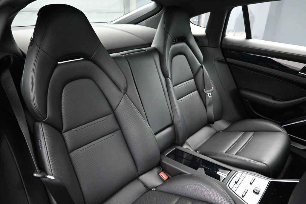 Certified 2023 Porsche Panamera RWD image 27