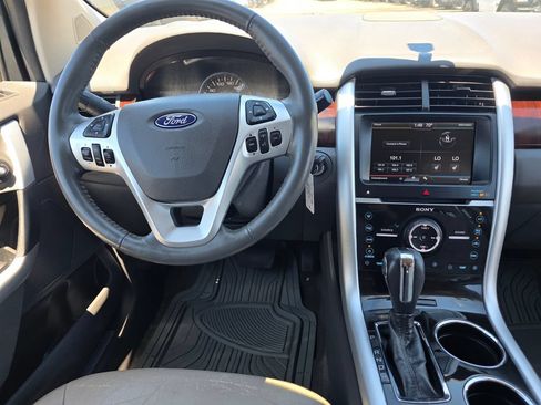 Used 2013 Ford Edge Limited AWD/4WD image 11