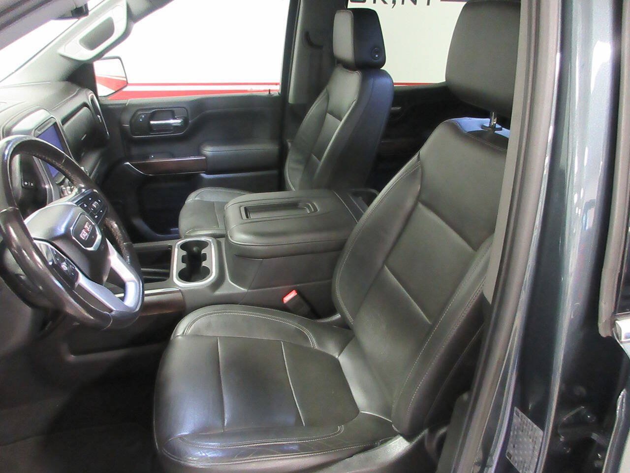 Used 2019 GMC Sierra 1500 SLT w/ SLT Premium Package AWD/4WD image 19