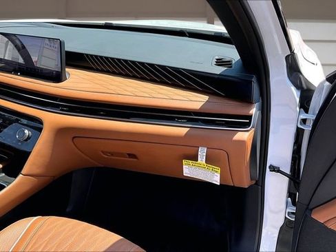 Used 2026 INFINITI QX60 Autograph w/ Dark Cargo Package AWD/4WD image 17