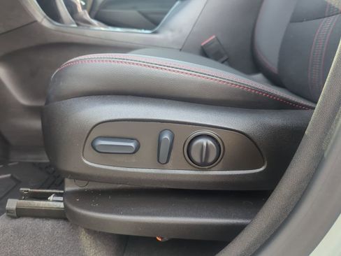 Certified 2022 Chevrolet Equinox RS image 23