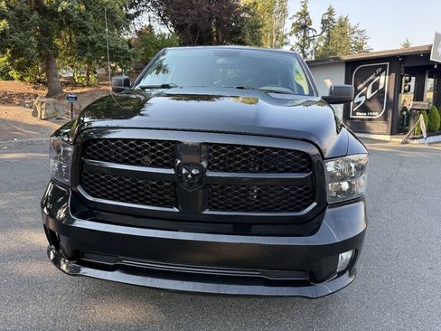 Used 2018 RAM 1500 Express w/ Wheel & Sound Group AWD/4WD image 3