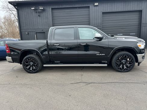 Used 2022 RAM 1500 Laramie image 2