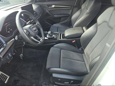 Used 2022 Audi SQ5 Premium Plus w/ Premium Plus Package image 3