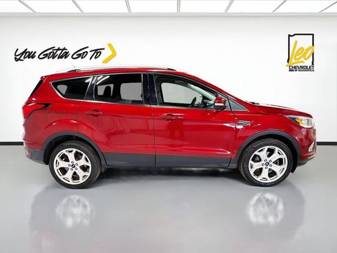 Used 2019 Ford Escape Titanium AWD/4WD image 5