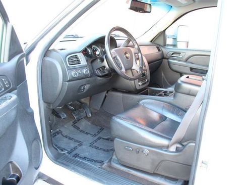 Used 2012 Chevrolet Silverado 2500 LTZ w/ LTZ Plus Package image 16