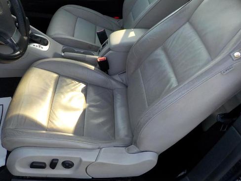 Used 2008 Volkswagen Eos Lux image 15