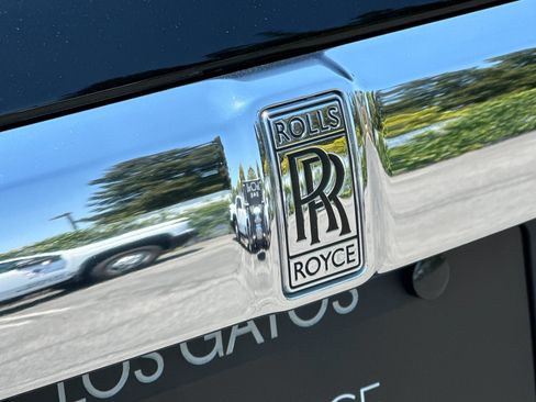 Certified 2019 Rolls-Royce Dawn RWD image 32