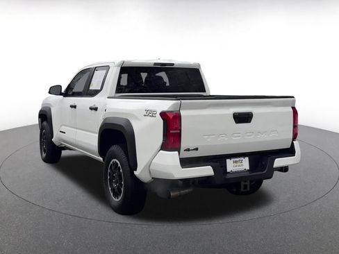 Used 2025 Toyota Tacoma TRD Off-Road image 11