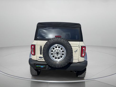 New 2025 Ford Bronco Badlands image 4