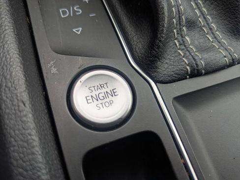Used 2021 Volkswagen Atlas SEL FWD image 11