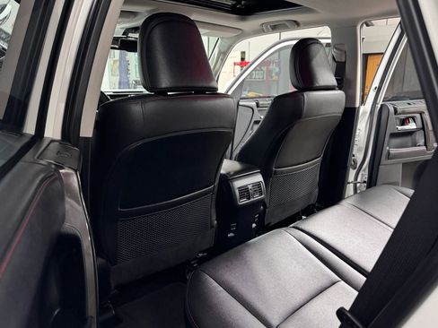 Used 2019 Toyota 4Runner TRD Off-Road Premium w/ Wilderness Package image 18