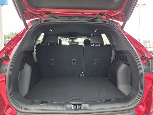 Used 2025 Ford Escape ST-Line w/ Cold Weather Package FWD image 30