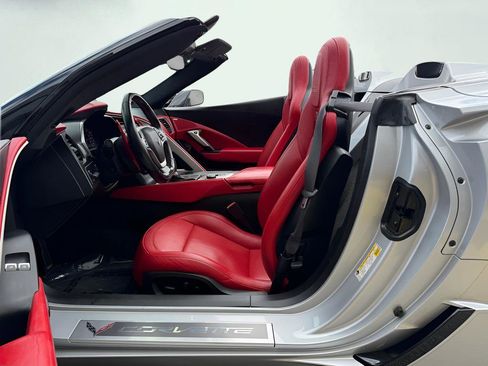 Used 2016 Chevrolet Corvette Z06 w/ 3LZ Preferred Equipment Group RWD image 16