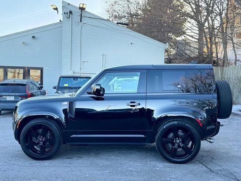 Used 2023 Land Rover Defender 90 V8 image 3