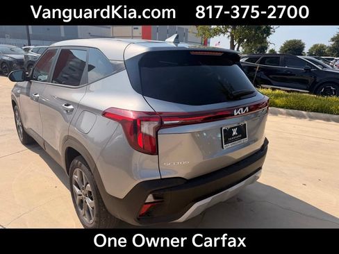 Certified 2026 Kia Seltos LX AWD/4WD image 2