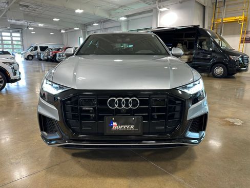 Used 2023 Audi Q8 Premium Plus AWD/4WD image 2