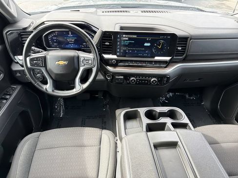 Used 2026 Chevrolet Silverado 1500 LT AWD/4WD image 2
