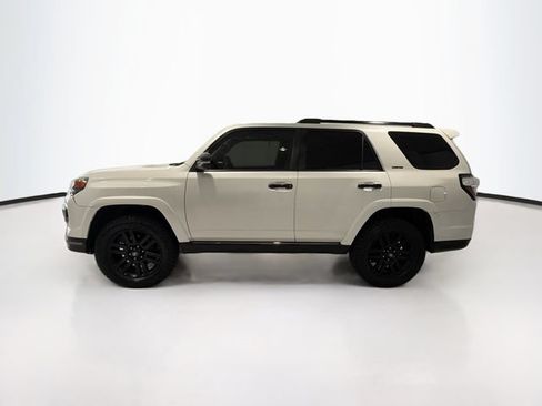 Used 2019 Toyota 4Runner Limited AWD/4WD image 4