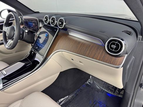 Used 2024 Mercedes-Benz GLC 300 GLC 300 image 15