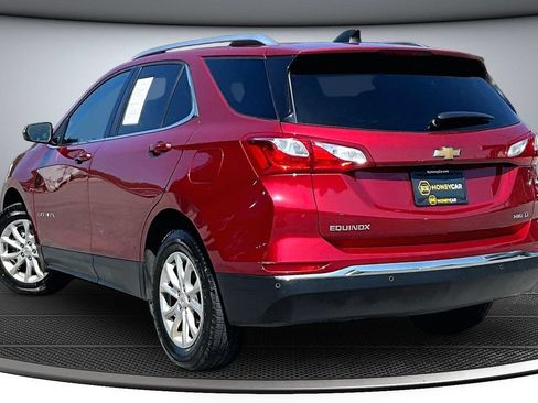 Used 2018 Chevrolet Equinox LT w/ Sun & Infotainment Package AWD/4WD image 4