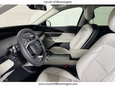 New 2026 Lincoln Nautilus Premier w/ Equipment Group 102A image 21