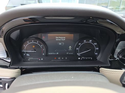 Used 2020 Lincoln Corsair FWD w/ Premium Package image 23