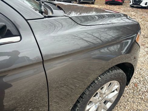 Used 2021 Ford Expedition XLT image 27