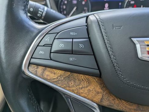 Used 2022 Cadillac XT5 Premium Luxury w/ Platinum Package AWD/4WD image 23