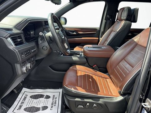 Used 2023 GMC Yukon XL Denali Ultimate AWD/4WD image 27