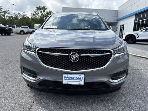 Used 2019 Buick Enclave Avenir w/ Avenir Technology Package AWD/4WD image 8