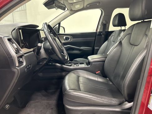 Certified 2022 Kia Sorento S image 10