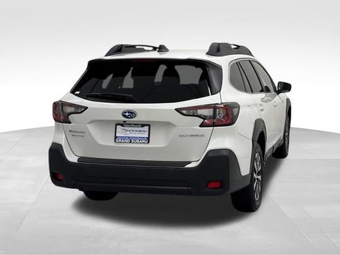 Certified 2024 Subaru Outback Premium w/ Popular Package #1 AWD/4WD image 6