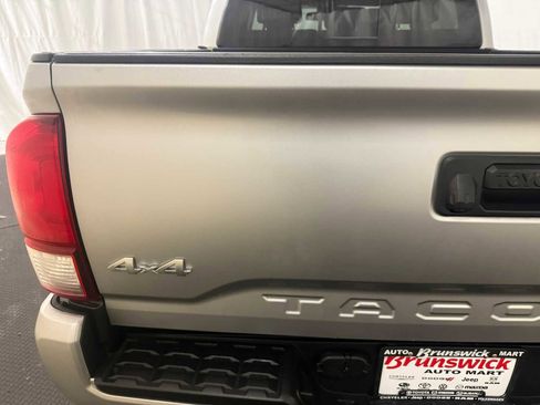 Used 2023 Toyota Tacoma SR5 w/ Technology Package image 15