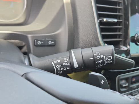 Used 2021 Honda Pilot Elite image 25