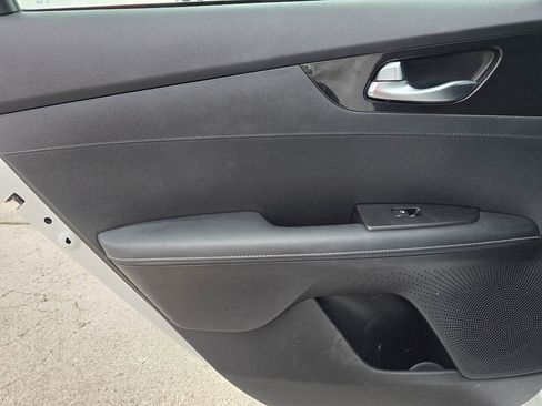 Used 2024 Kia Forte GT-Line w/ GT-Line Premium Package image 11