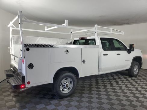 New 2026 Chevrolet Silverado 2500 W/T w/ WT Fleet Convenience Package RWD image 4