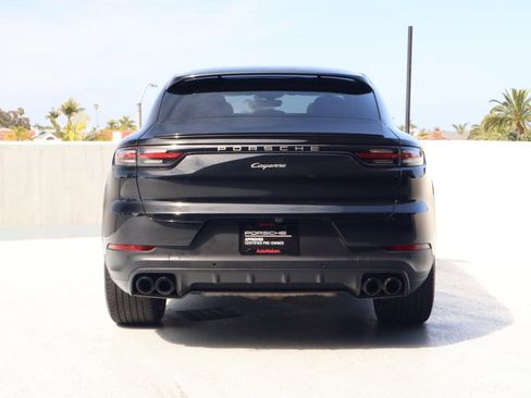 Certified 2023 Porsche Cayenne Platinum Edition AWD/4WD image 10