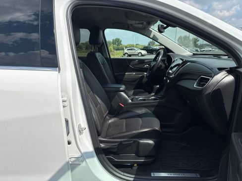 Used 2019 Chevrolet Equinox Premier w/ LPO, Floor Liner Package AWD/4WD image 11