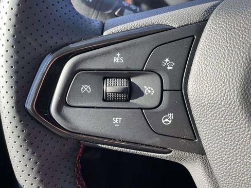 New 2026 Chevrolet Trax RS w/ Sunroof Package image 20