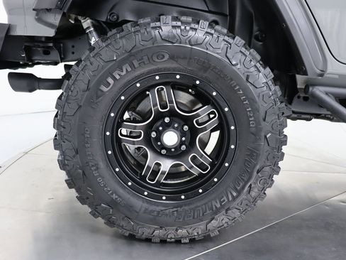 Used 2021 Jeep Wrangler Unlimited Sport image 47