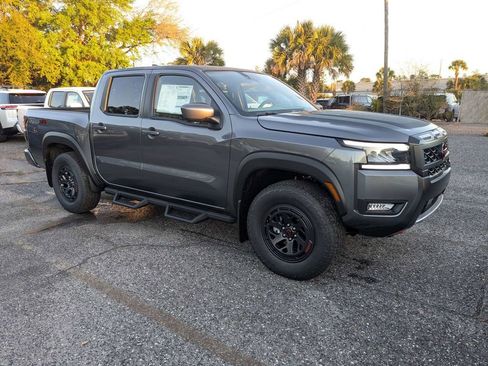 New 2026 Nissan Frontier PRO-4X w/ Tow Package AWD/4WD image 2