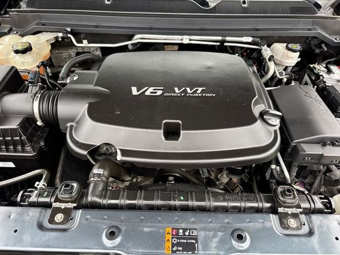 Used 2020 Chevrolet Colorado Z71 image 11