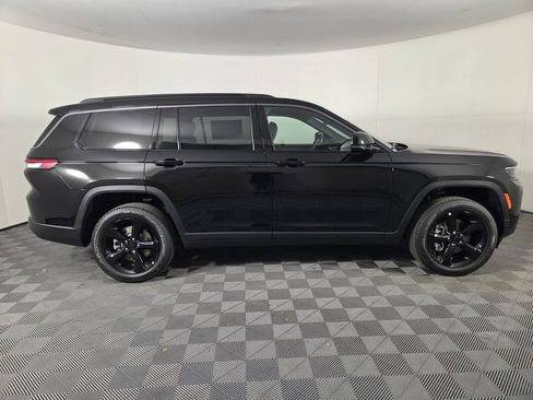 New 2026 Jeep Grand Cherokee L Limited RWD image 4