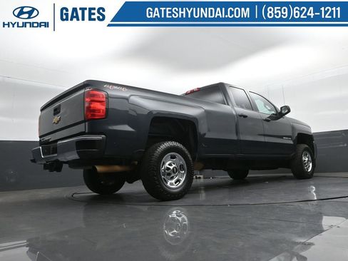 Used 2017 Chevrolet Silverado 2500 W/T image 36