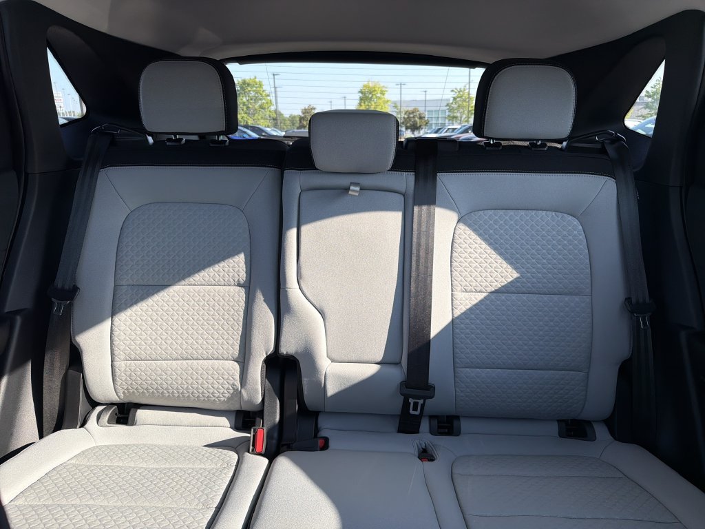 Used 2025 Ford Escape Active w/ Tech Pack #1 FWD image 29